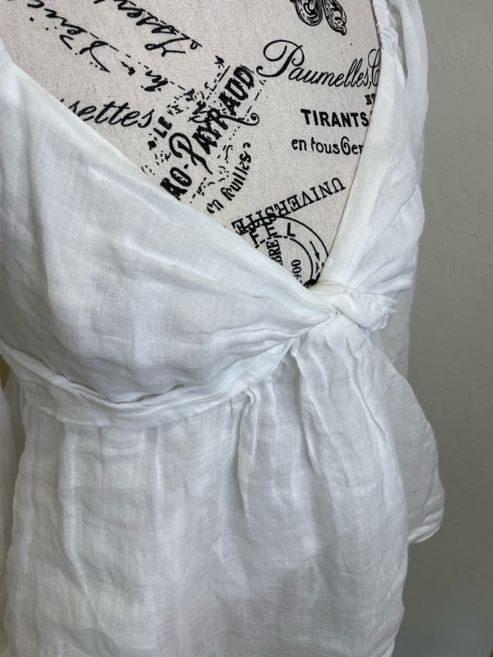 Banana Republic Size Small White Peasant Blouse - Picture 2 of 9